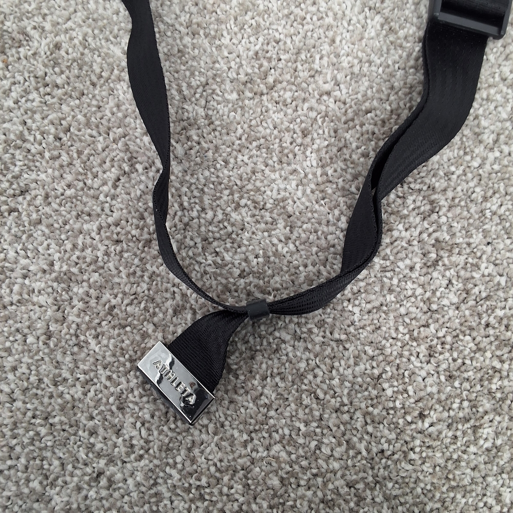 Athleta Excursion Black Convertible Fanny Pack - Picture 8 of 8